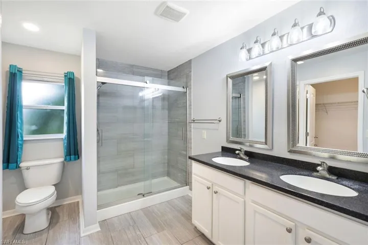 305 Ne 13th Ter, Cape Coral Fl 33909