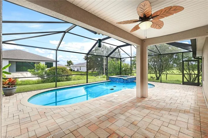 305 Ne 13th Ter, Cape Coral Fl 33909