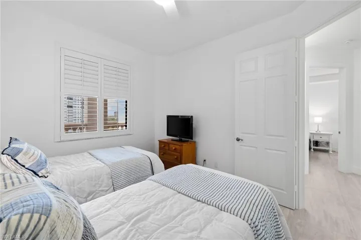 400 Flagship Dr 1104, Naples, Florida 34108