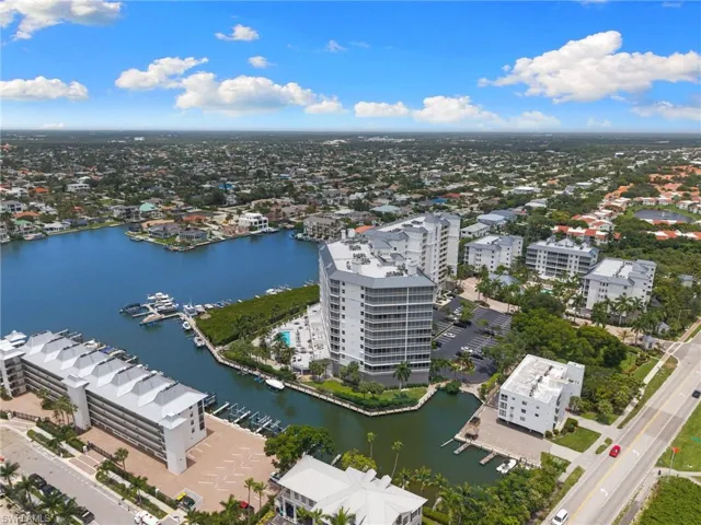 400 Flagship Dr 1104, Naples, Florida 34108