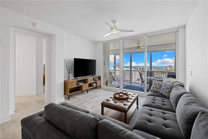 400 Flagship Dr 1104, Naples, Florida 34108