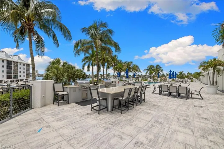400 Flagship Dr 1104, Naples, Florida 34108