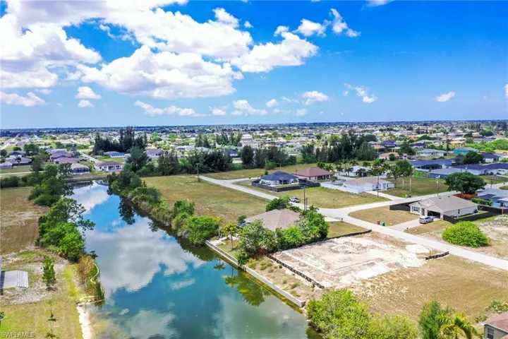 2017 5th Pl, Cape Coral, Florida 33909