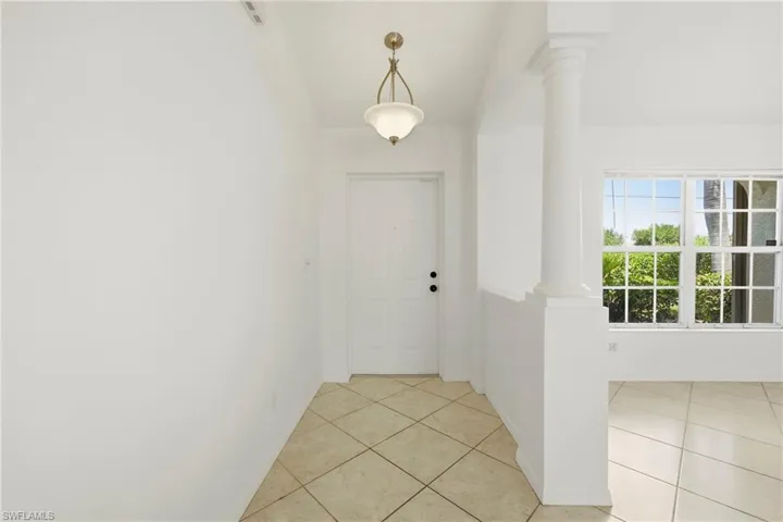 2017 5th Pl, Cape Coral, Florida 33909