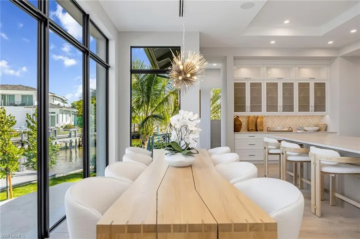 1305 Marlin Dr, Naples, Florida 34102