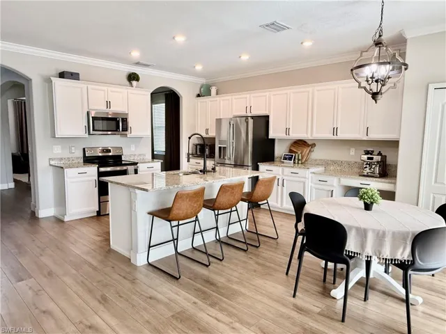 3302 Pasadena Ct, Fort Myers, Florida 33905