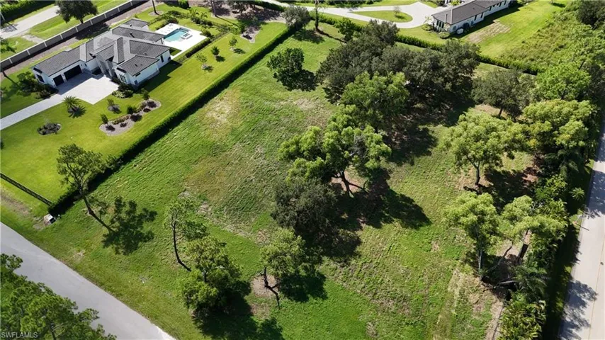 5458 Cherry Wood Dr, Naples, Florida 34119