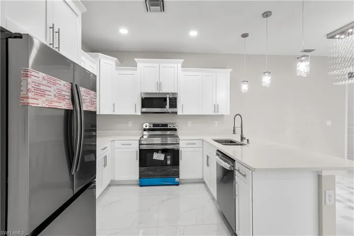 406 W 15th  ST, Lehigh Acres, FL 33972