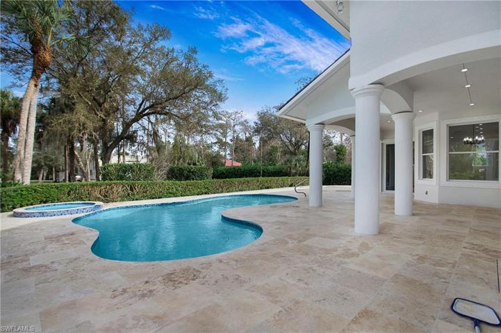 2591 White BLVD, NAPLES FL 34117