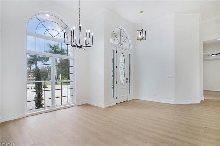 2591 White BLVD, NAPLES FL 34117