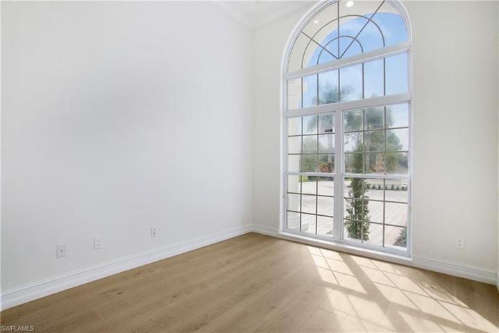 2591 White BLVD, NAPLES FL 34117