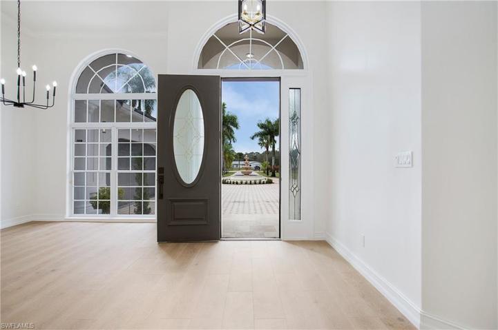 2591 White BLVD, NAPLES FL 34117