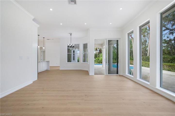 2591 White BLVD, NAPLES FL 34117