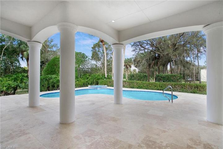 2591 White BLVD, NAPLES FL 34117