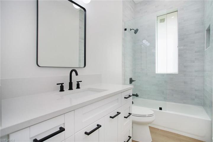 2591 White BLVD, NAPLES FL 34117