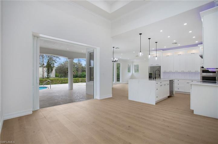 2591 White BLVD, NAPLES FL 34117