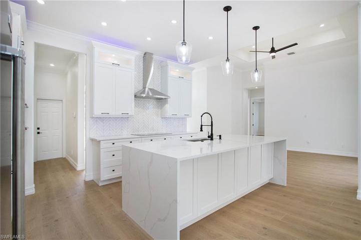 2591 White BLVD, NAPLES FL 34117