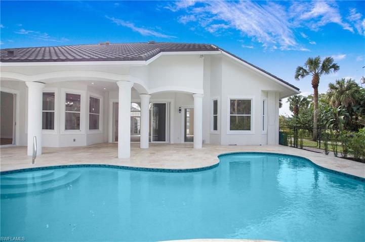 2591 White BLVD, NAPLES FL 34117