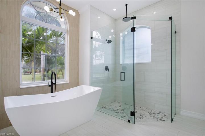 2591 White BLVD, NAPLES FL 34117