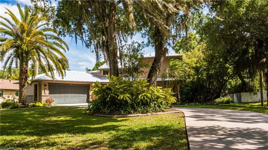 7314 Sean Ln, North Fort Myers, Florida 33917