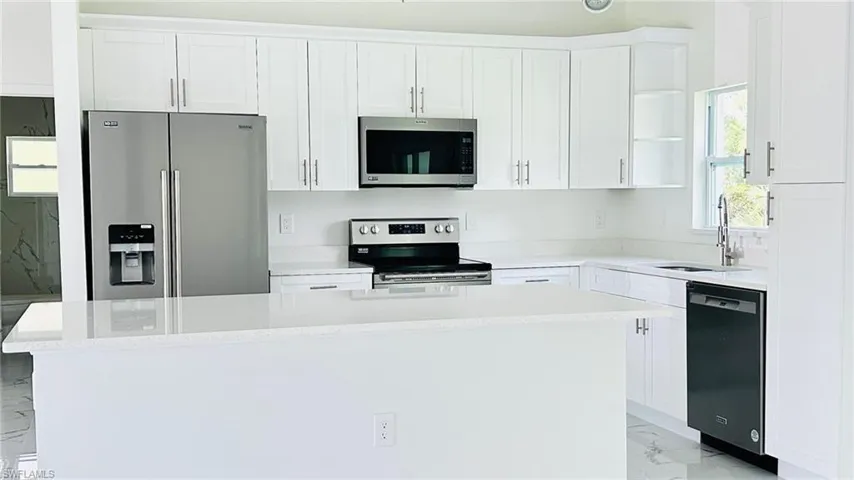 4080  32nd SE AVE, Naples, FL 34117