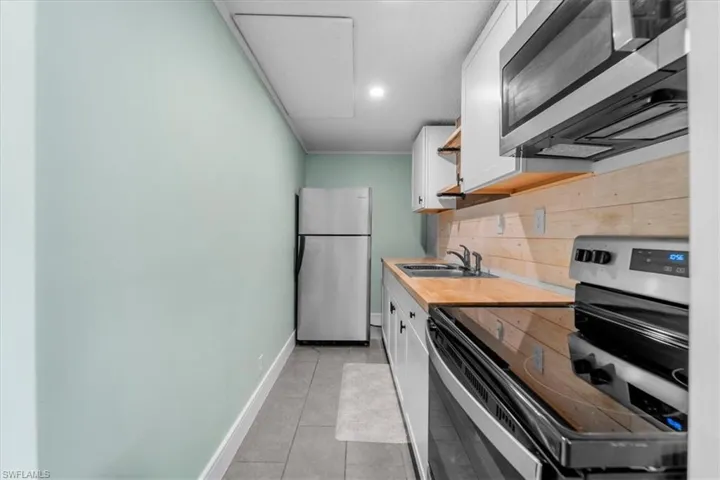 202 Broadway St E G-411, Everglades City, Florida 34139