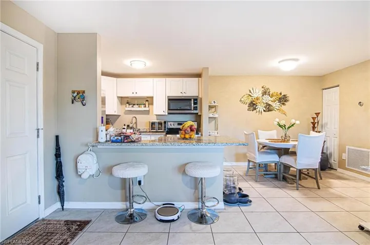 17421 Birchwood Ln 2, Fort Myers, Florida 33908