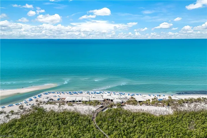 549  Bay Villas  LN, Naples, FL 34108