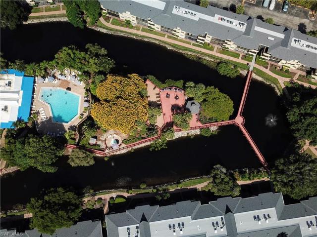 600 Neapolitan WAY # 353, NAPLES FL 34103