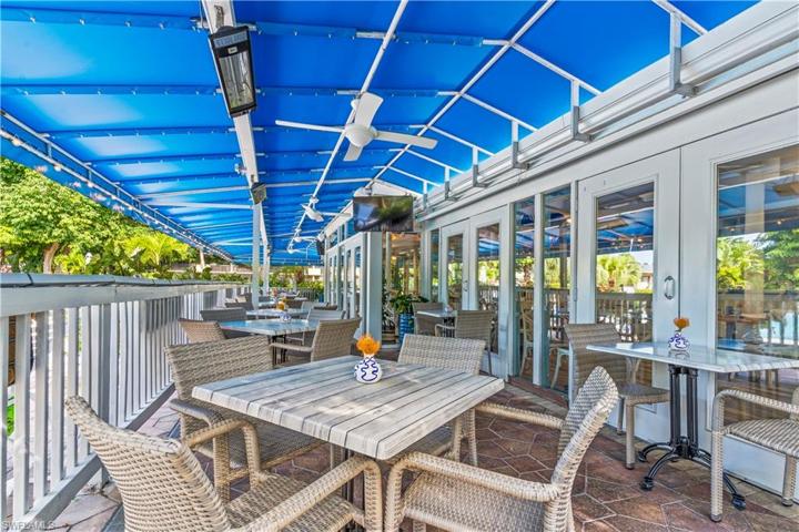 Hogfish Harry's Restaurant and Bar