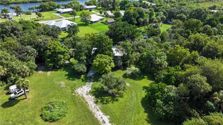 1079 Indian Mound Road (lots 15 & 16), Moore Haven, FL 33971, Intercoastal Waterway Access, over 400’ water frontage