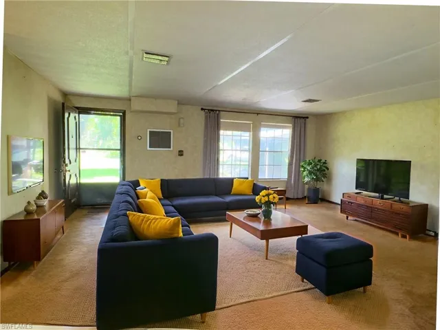 1079 Indian Mound Road (lots 15 & 16), Moore Haven, FL 33971, Intercoastal Waterway Access, over 400’ water frontage, *DE