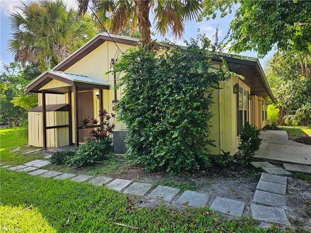 1079 Indian Mound Road (lots 15 & 16), Moore Haven, FL 33971, Intercoastal Waterway Access, over 400’ water frontage
