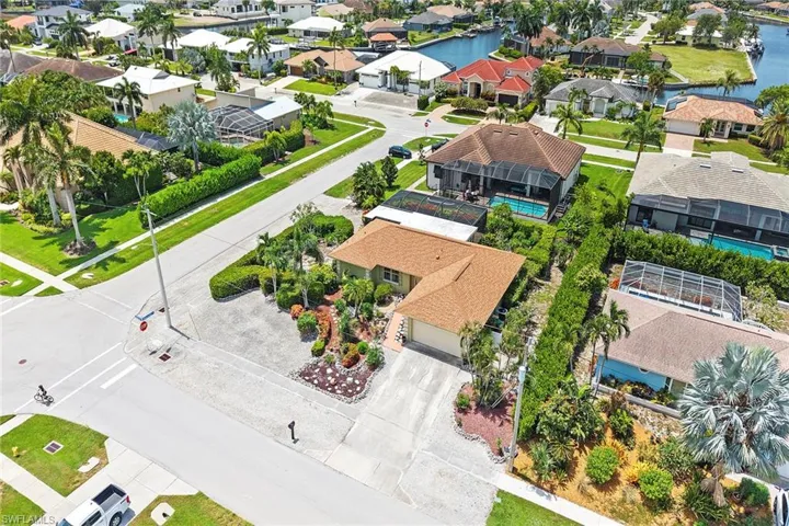 1485 Honeysuckle Ave, Marco Island, Florida 34145