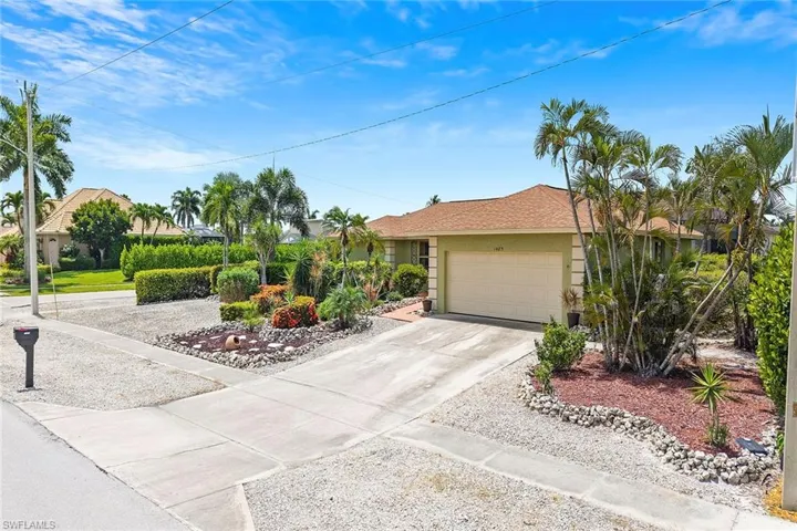 1485 Honeysuckle Ave, Marco Island, Florida 34145