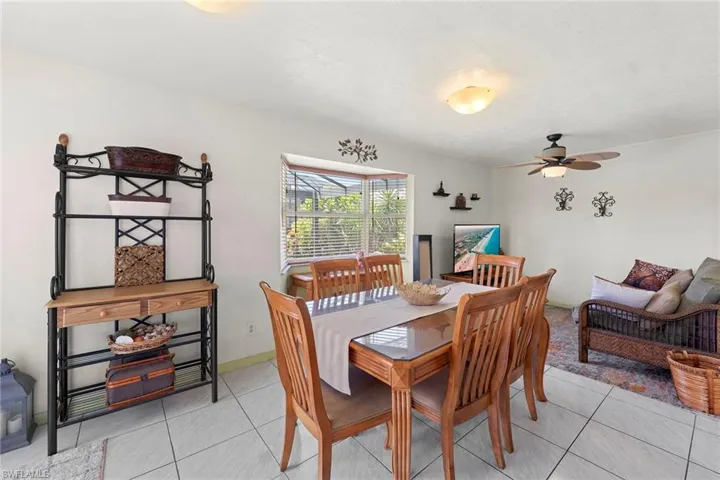 1485 Honeysuckle Ave, Marco Island, Florida 34145