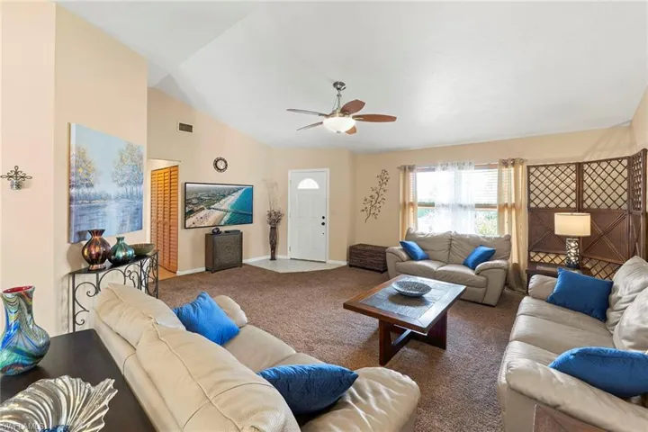 1485 Honeysuckle Ave, Marco Island, Florida 34145