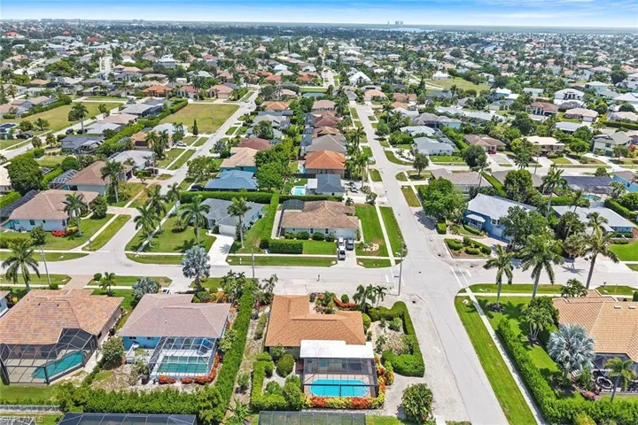 1485 Honeysuckle Ave, Marco Island, Florida 34145