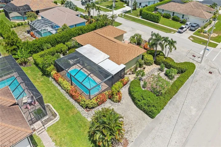 1485 Honeysuckle Ave, Marco Island, Florida 34145