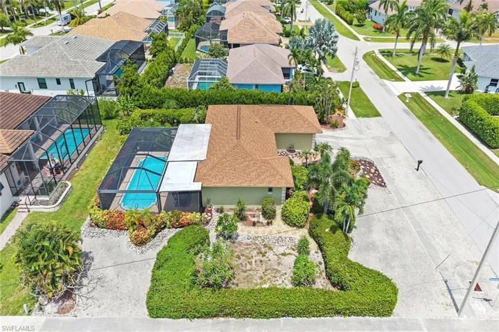 1485 Honeysuckle Ave, Marco Island, Florida 34145
