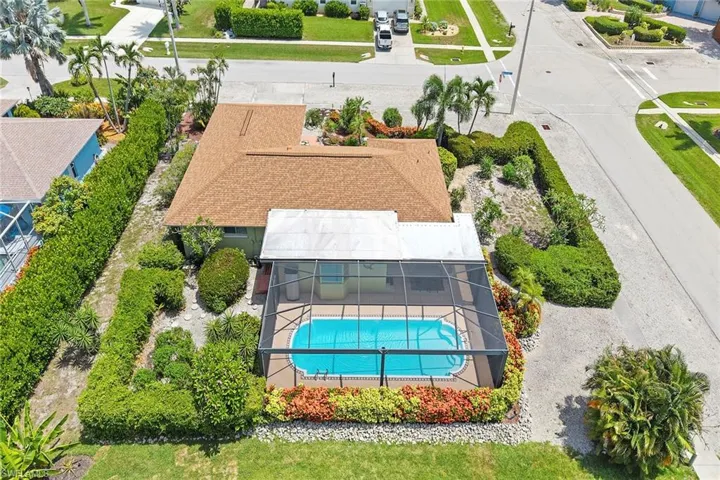 1485 Honeysuckle Ave, Marco Island, Florida 34145