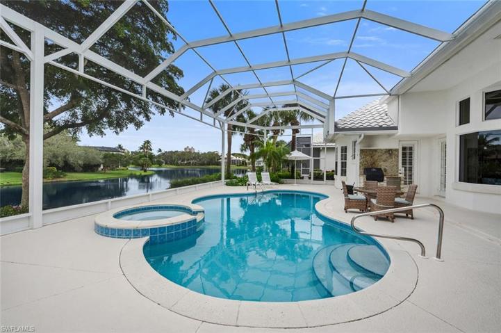 Pool/spa. West facing.
