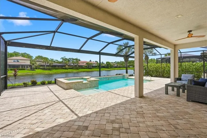 4559 Tamarind Way, Naples, Florida 34119