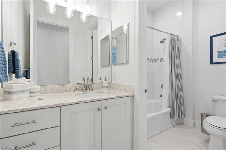 4559 Tamarind Way, Naples, Florida 34119