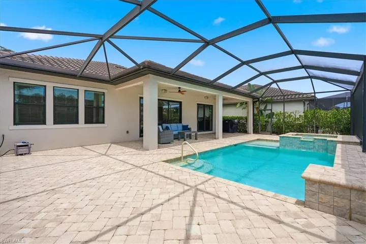 4559 Tamarind Way, Naples, Florida 34119
