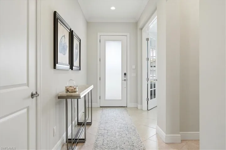 4559 Tamarind Way, Naples, Florida 34119