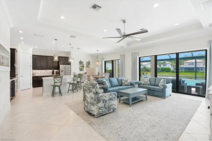4559 Tamarind Way, Naples, Florida 34119