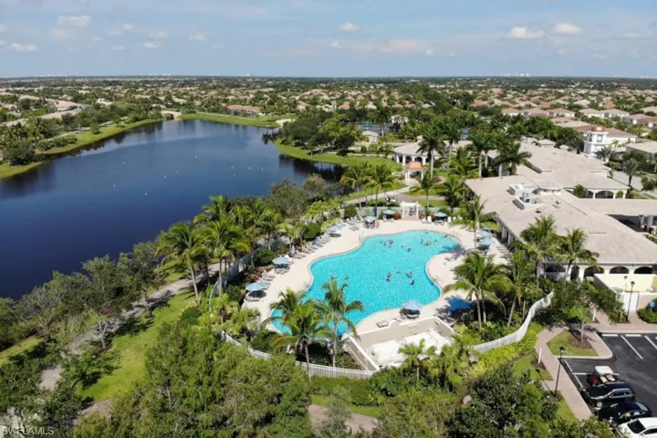 15107 Auk Way, Bonita Springs, Florida 34135