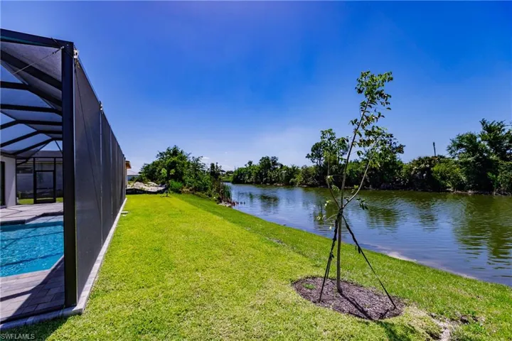 520 NW 6th  ST, Cape Coral, FL 33993