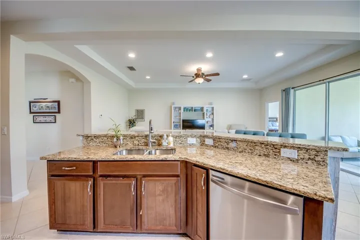 2616 Maraval Ct, Cape Coral, Florida 33991